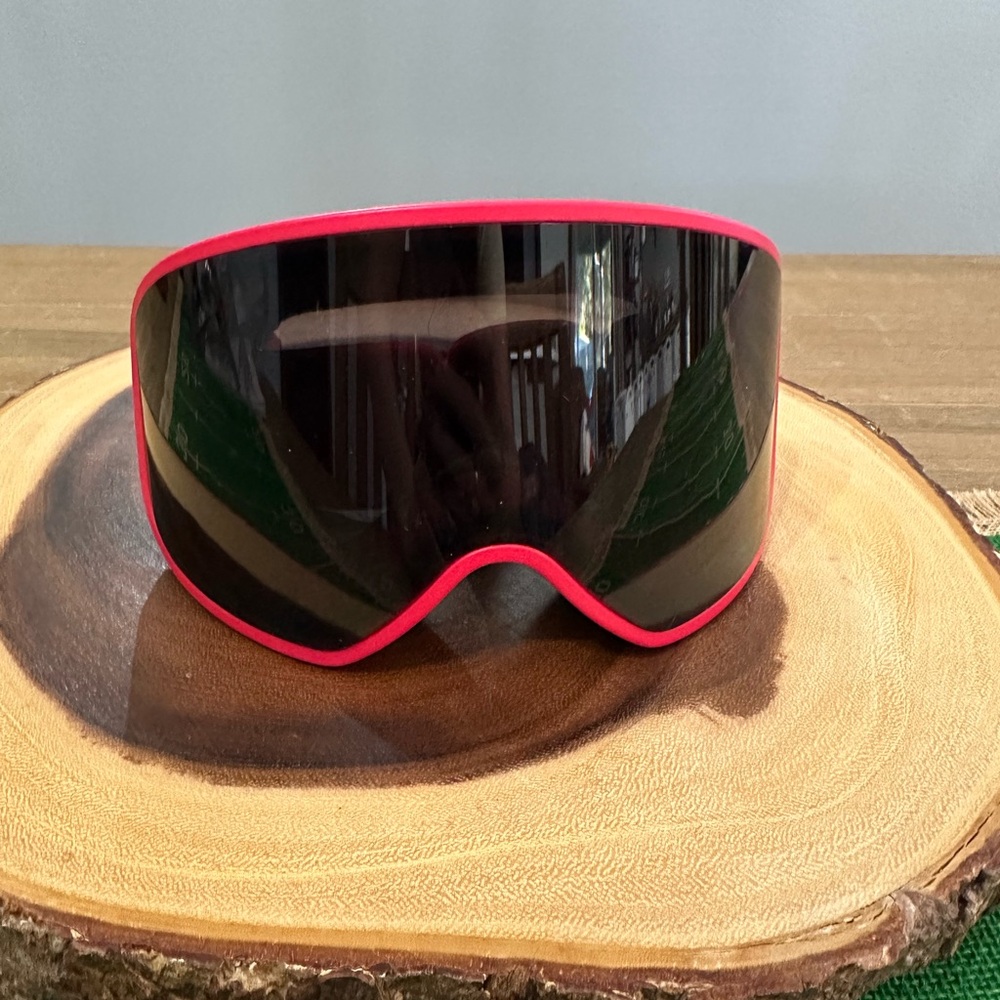Native Bold Red and Black Ski/Snowboard Goggles